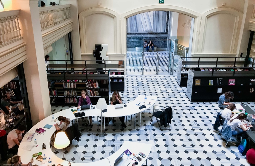 5 лучших мест в Стамбуле для работы за ноутбуком (6)