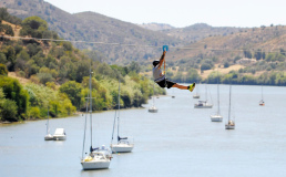 Зип-лайн между Испанией и Португалией возвращает в прошлое