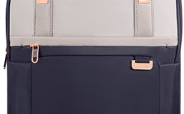 Создан чемодан, который можно не класть на багажную полку в самолете