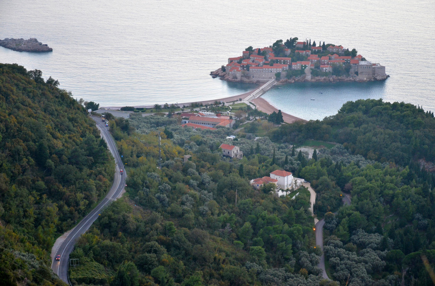 Зимовка в Черногории: какие города нужно увидеть (5)