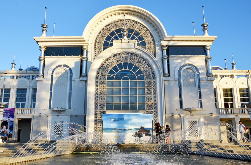 Музыкальный фестиваль в Батуми 2016 (1)