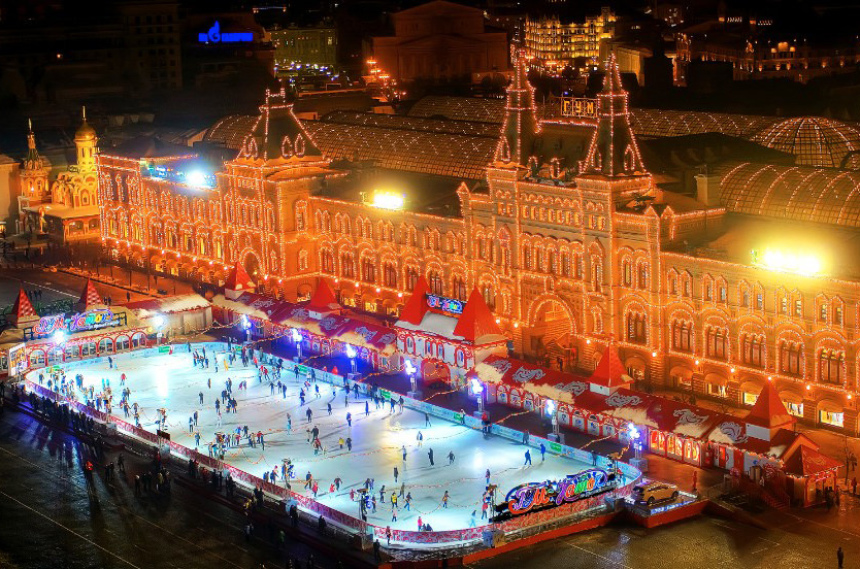 10 самых красивых в мире ледовых катков (4)