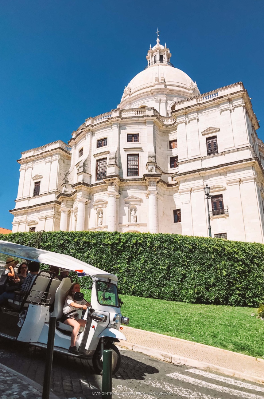 Блошиный рынок Feira da Ladra в Лиссабоне (7)