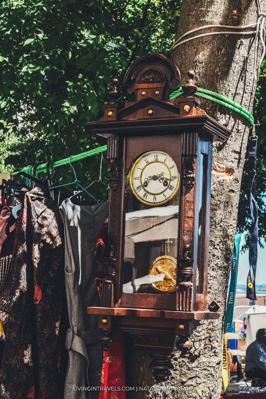 Блошиный рынок Feira da Ladra в Лиссабоне (18)