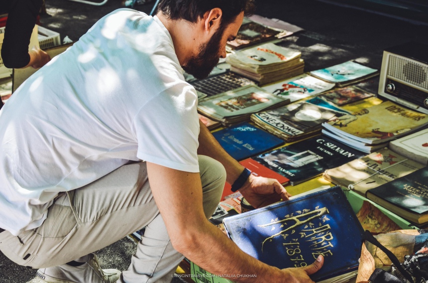 Блошиный рынок Feira da Ladra в Лиссабоне (22)