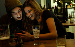 Создано приложение, которое помогает в путешествиях найти спутника для ланча