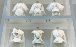 На YouTube появился фильм о выставке Dior в честь 70-летия бренда