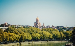 В Тбилиси предлагают два раза в неделю закрывать улицы для автомобилей