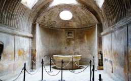 Туристы стали возвращать украденные сувениры из Помпеи