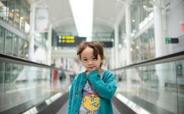 Изменятся правила авиапутешествий для детей без сопровождения взрослых