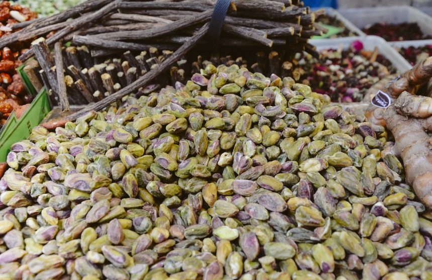 Вкусненькое из Израиля или что купить на рынке Кармель в Тель-Авиве (7)